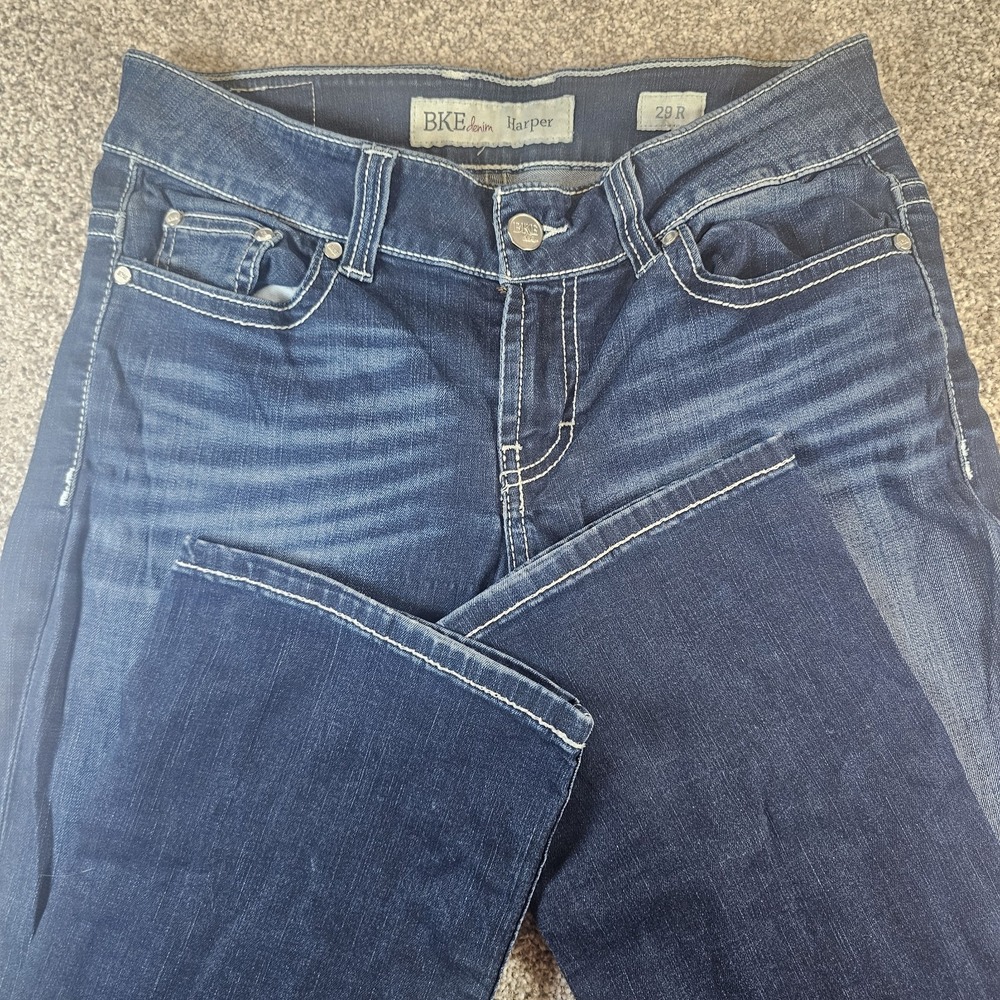 BKE Women's Harper Straight Leg Jeans Size 29R Western Preppy Minimalist Stretch